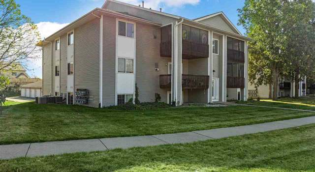 Photo of 540 Augusta Cir #1, North Liberty, IA 52317