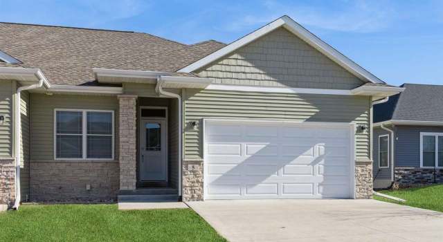 Photo of 5 Lazy Brook Dr, West Branch, IA 52358