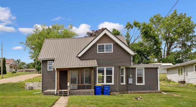 Photo of 114 W Johnson St, Norway, IA 52318