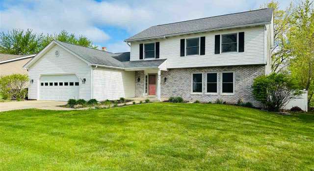 Photo of 334 Boyson Rd NE, Cedar Rapids, IA 52402