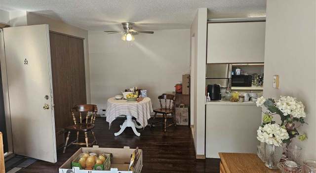 Photo of 814 Benton Dr #22, Iowa City, IA 52246