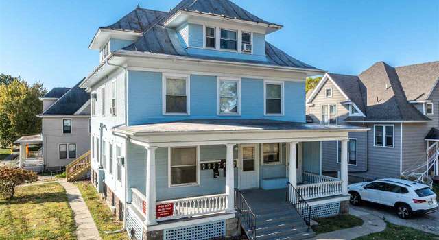 Photo of 625 E Burlington St, Iowa City, IA 52240