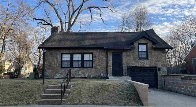 Photo of 1531 Center Ave, Iowa City, IA 52240