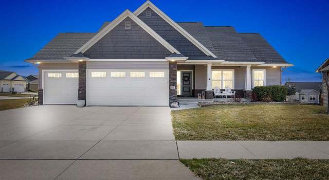 Photo of 811 Shelby Dr, Tiffin, IA 52340