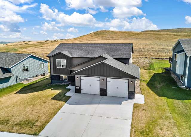 Property at 3123 Caymus Dr, Rapid City, SD 57703, 2 beds, 2 baths