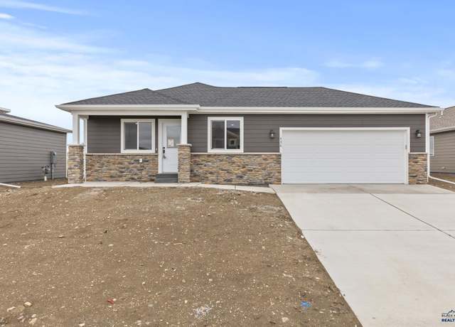 Property at 235 N Valley Dr, Rapid City, SD 57703, 3 beds, 2 baths