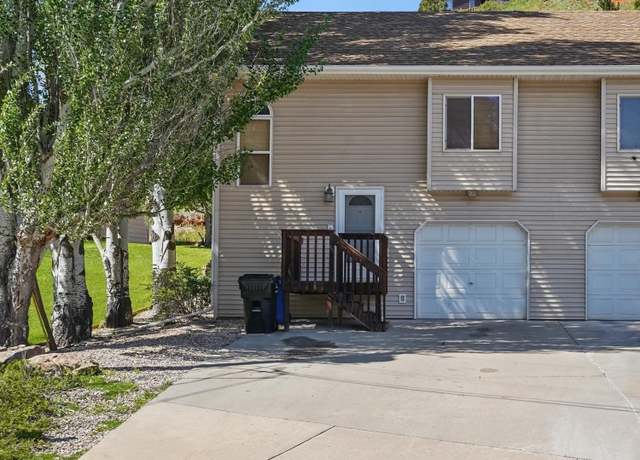 Property at 4016 Yucca Dr, Rapid City, SD 57702, 2 beds, 2 baths