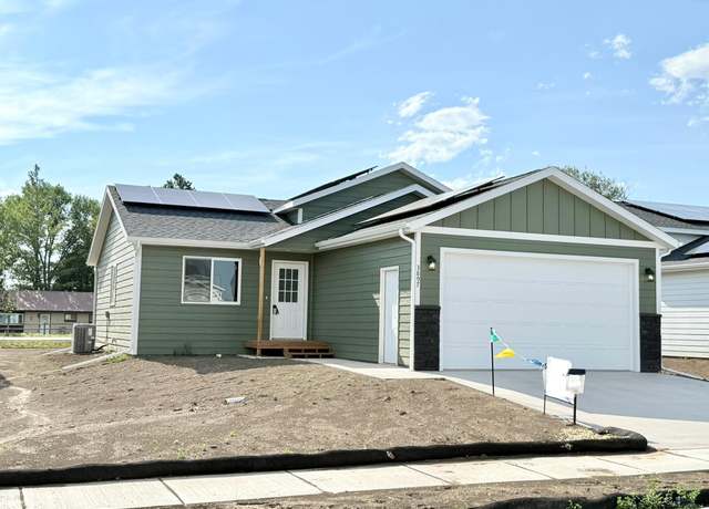 Property at 3897 Haralson Ln, Rapid City, SD 57703, 3 beds, 2 baths