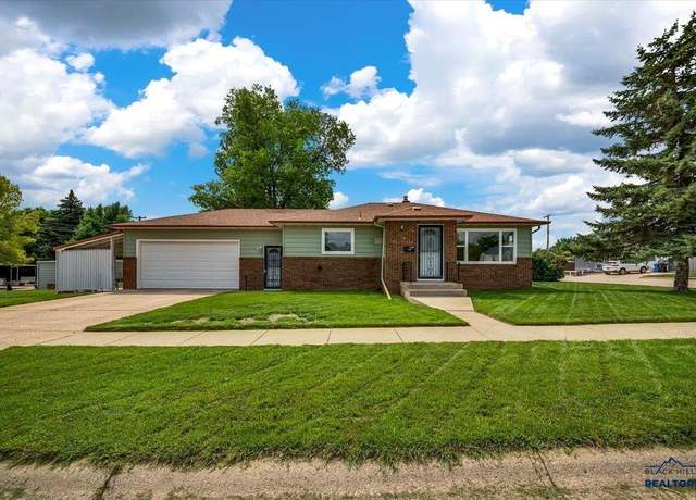 Property at 3715 W Omaha St, Rapid City, SD 57702, 4 beds, 2 baths
