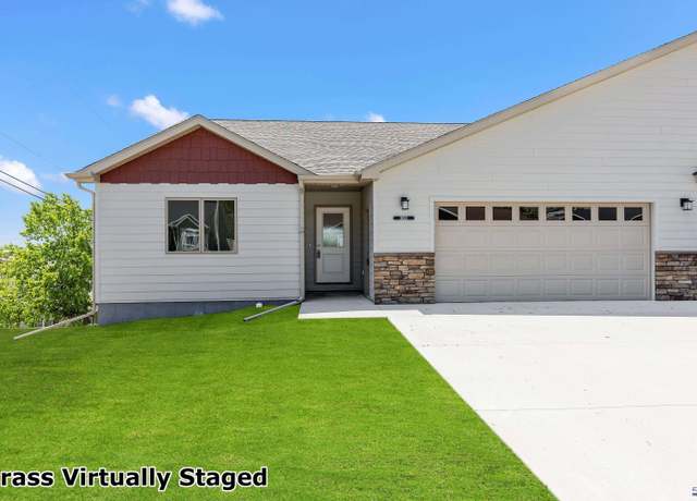 Property at 3051 Hoefer Ave, Rapid City, SD 57701, 3 beds, 2 baths