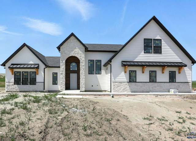 Property at 6895 Walleye Way, Black Hawk, SD 57718, 5 beds, 3.5 baths