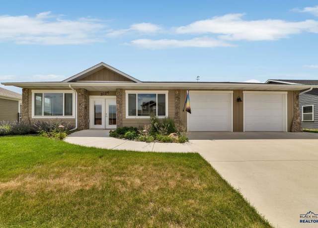 Property at 3129 Hazelnut Ln, Rapid City, SD 57703, 3 beds, 2 baths