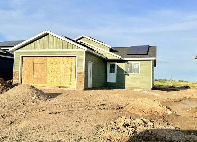 Property at 3872 Haralson Ln, Rapid City, SD 57703, 3 beds, 2 baths