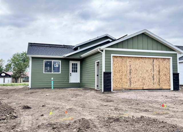 Property at 3897 Haralson Ln, Rapid City, SD 57703, 3 beds, 2 baths