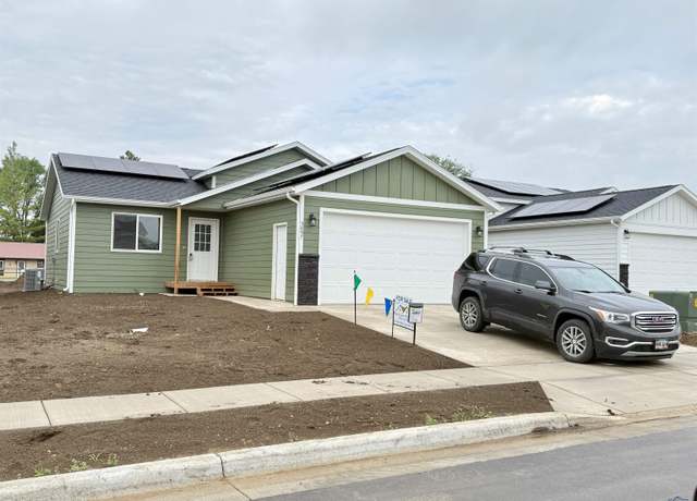 Property at 3897 Haralson Ln, Rapid City, SD 57703, 3 beds, 2 baths
