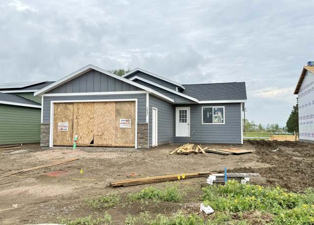 Property at 3837 Haralson Ln, Rapid City, SD 57703, 3 beds, 2 baths