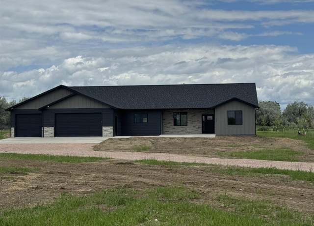 Property at 6242 Greenfield Dr, Rapid City, SD 57703, 3 beds, 2 baths