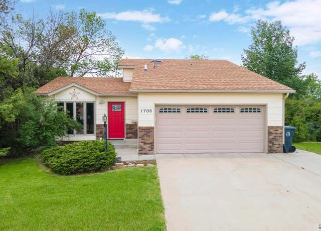 Property at 1705 Copperdale Dr, Rapid City, SD 57703, 3 beds, 2 baths