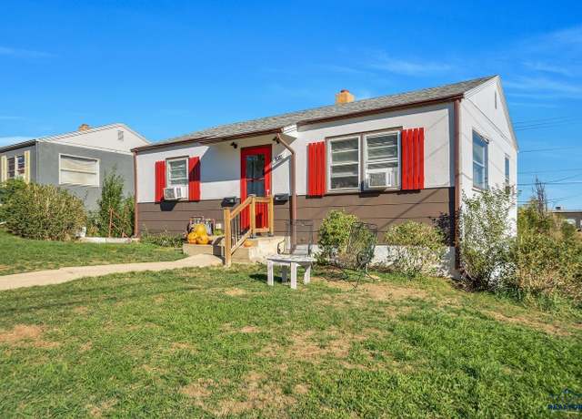 Property at 1918 Ivy Ave, Rapid City, SD 57701