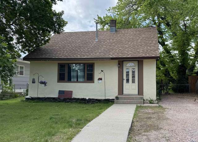 Property at 305 St Francis St, Rapid City, SD 57701, 3 beds, 2 baths