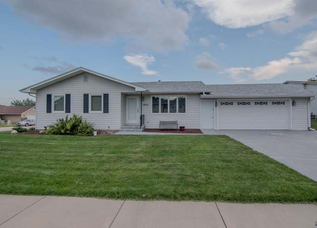 Property at 3912 Maple Ave, Rapid City, SD 57701, 3 beds, 2 baths