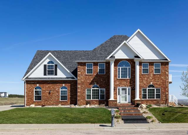Property at 1120 S Regency Ct, Rapid City, SD 57702, 5 beds, 4.5 baths