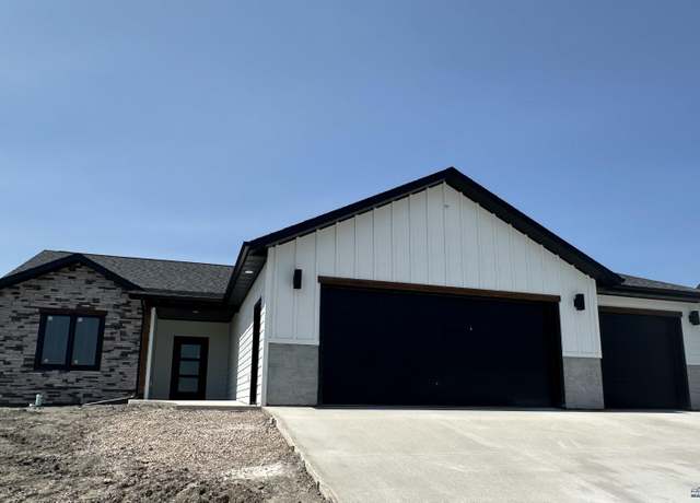 Property at 3333 Ping Dr, Rapid City, SD 57703, 3 beds, 2 baths