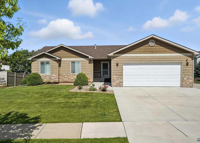 Property at 4132 Portrush Rd, Rapid City, SD 57702, 5 beds, 3 baths