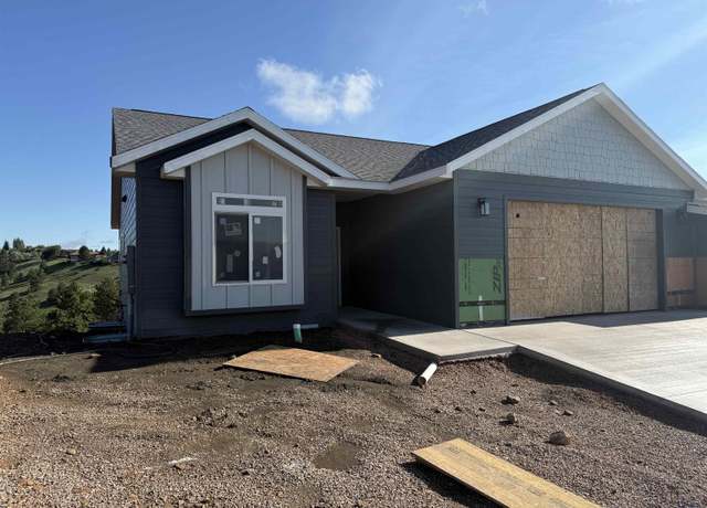 Property at 1246 Pinnacle Ct, Rapid City, SD 57701, 2 beds, 2 baths