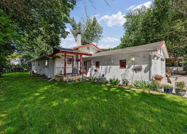 Property at 305 8th St, Sturgis, SD 57785, 3 beds, 2 baths