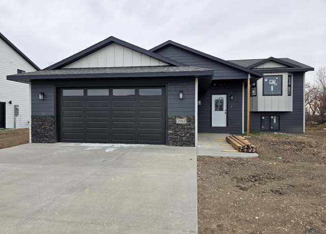 Property at 3968 Altor Ln, Rapid City, SD 57703, 3 beds, 2 baths