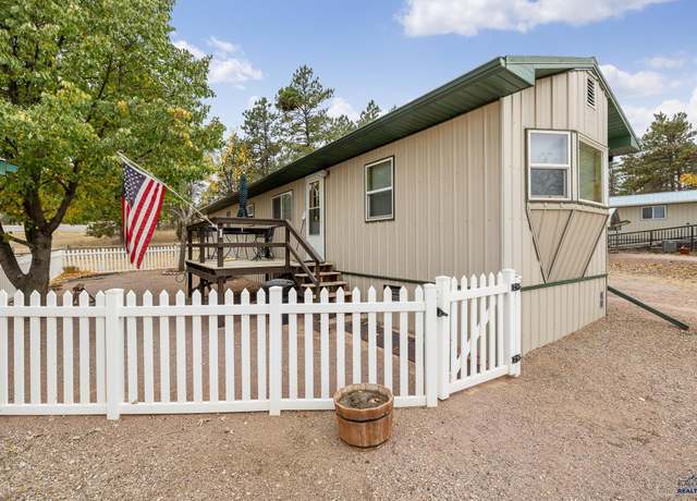Property at 12774 To Be Determined, Hot Springs, SD 57747, 2 beds, 1 bath