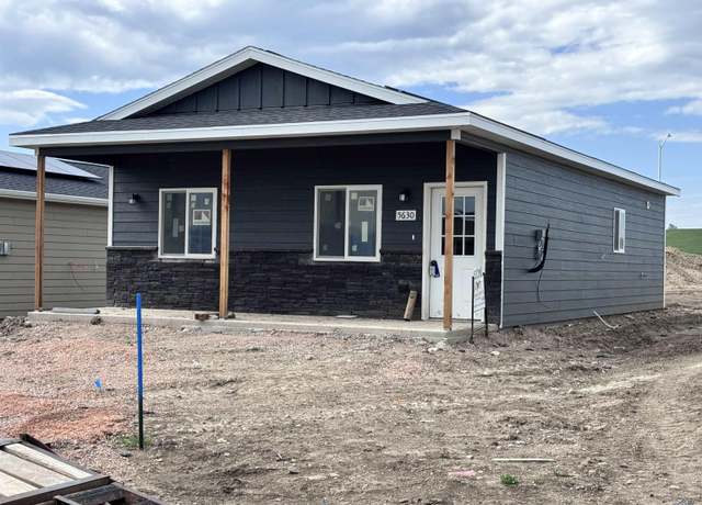 Property at 5630 Bridge Dr, Rapid City, SD 57703, 2 beds, 1 bath