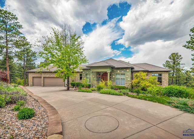Property at 4446 W Glen Pl, Rapid City, SD 57702, 3 beds, 3.5 baths