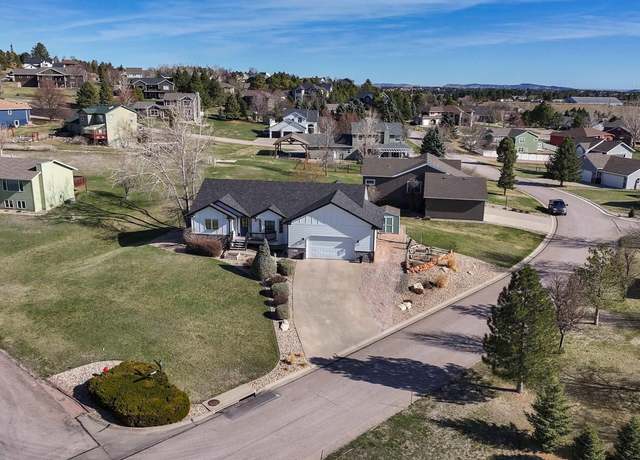 Property at 5303 Conifer Ln, Rapid City, SD 57702, 4 beds, 3 baths