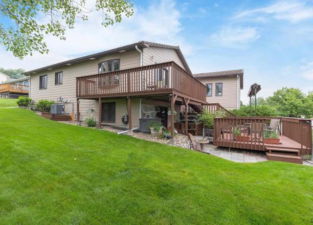 Property at 323 Terracita Dr, Rapid City, SD 57701, 4 beds, 3 baths