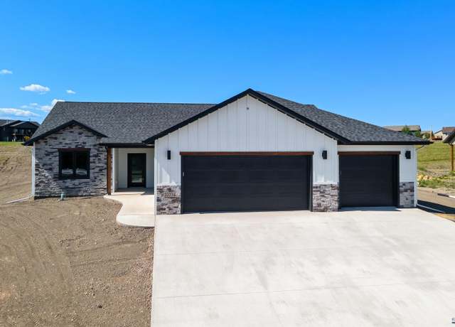 Property at 3333 Ping Dr, Rapid City, SD 57703, 3 beds, 2 baths