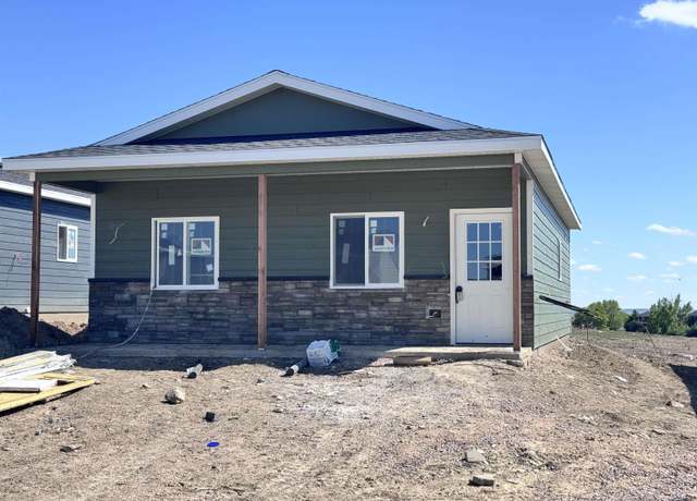 Property at 5629 Bridge Dr, Rapid City, SD 57703, 2 beds, 1 bath