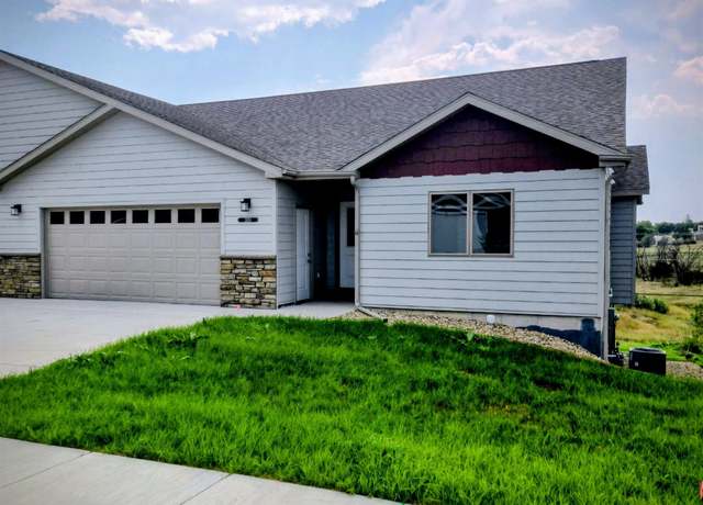 Property at 3053 Hoefer Ave, Rapid City, SD 57701, 3 beds, 2 baths