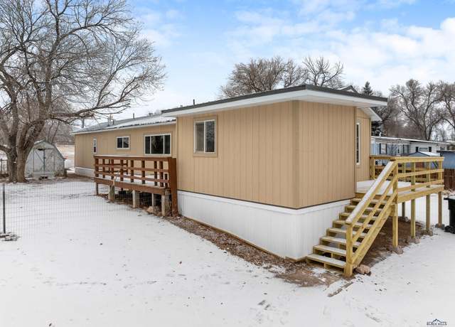 Property at 550 S 20th, Hot Springs, SD 57747, 2 beds, 1 bath