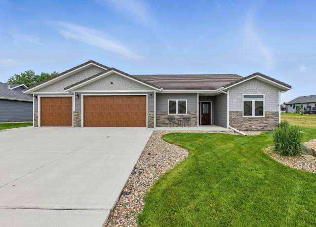 Property at 4519 Jolly Ln, Rapid City, SD 57701, 3 beds, 2 baths