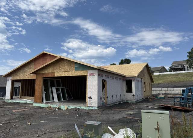 Property at 2601 Hennessy Dr, Rapid City, SD 57701, 3 beds, 2 baths
