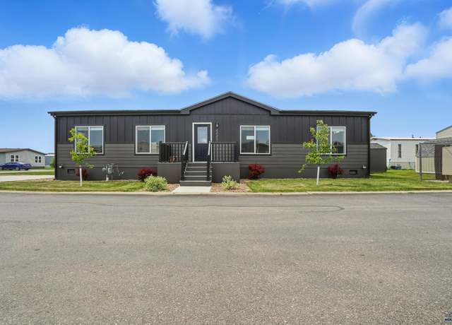 Property at 4449 Circlewood Dr, Rapid City, SD 57703, 3 beds, 2 baths
