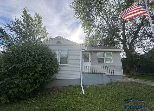 Property at 1021 Haines Ave, Rapid City, SD 57701, 4 beds, 2 baths