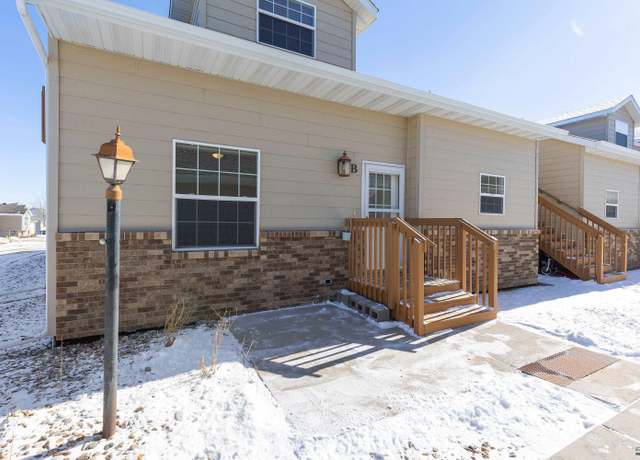 Property at 768 Earleen St, Rapid City, SD 57701, 2 beds, 1 bath
