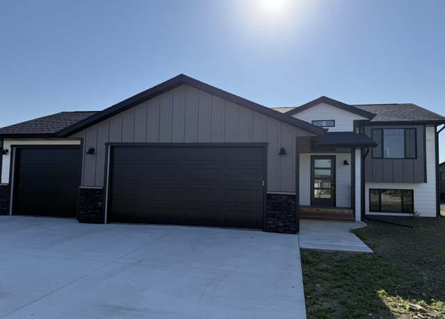 Property at 648 Valor Ct, Box Elder, SD 57719, 3 beds, 2 baths