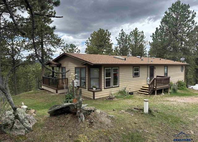 Property at 12127 Chickadee Ln, Custer, SD 57730, 3 beds, 2 baths