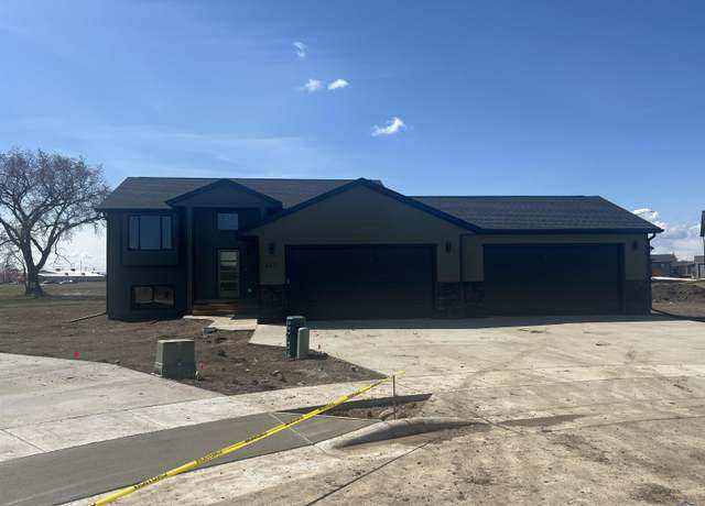 Property at 643 Eagle Ct, Box Elder, SD 57719, 3 beds, 2 baths