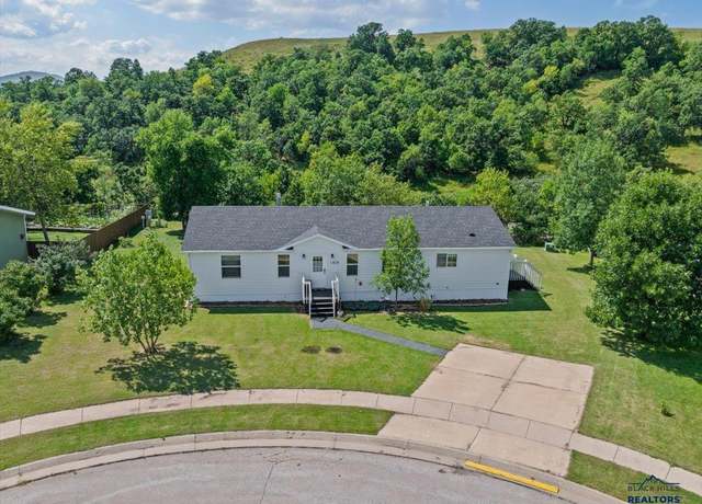Property at 1219 Snowy Peak Ln, Spearfish, SD 57783, 3 beds, 2 baths