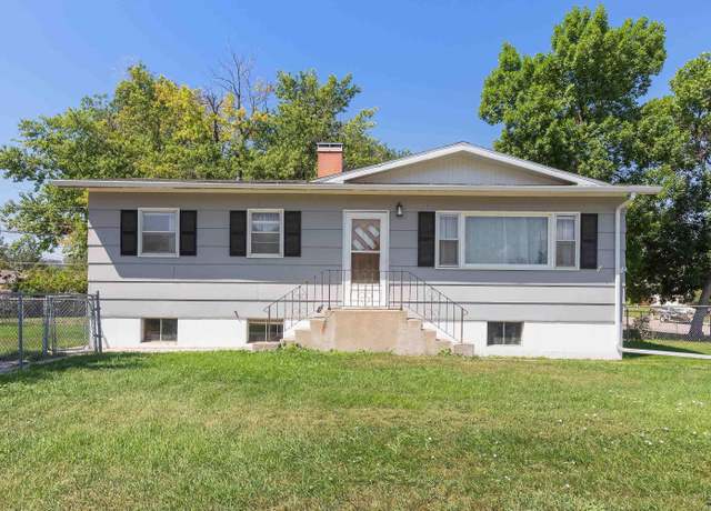 Property at 301 St Francis St, Rapid City, SD 57701, 5 beds, 2 baths